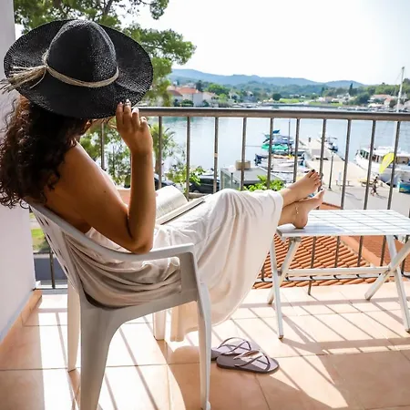 Szálloda Hotel Lumbarda 3*