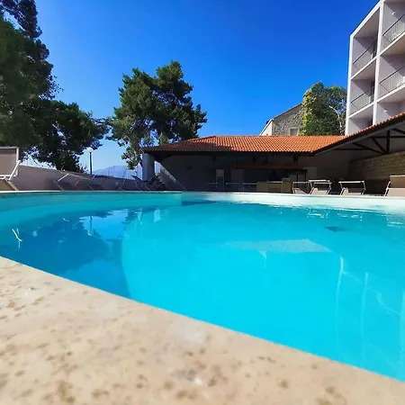 Szálloda Hotel Lumbarda